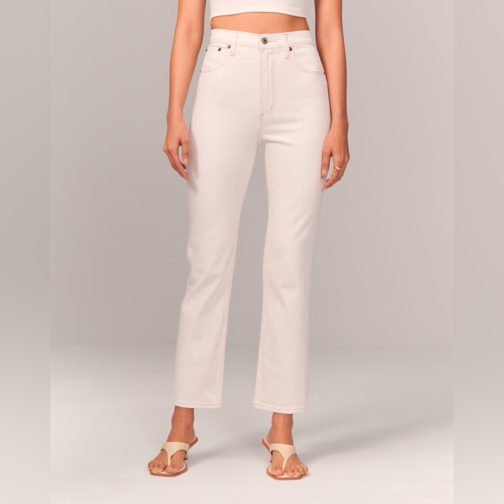 Abercrombie & Fitch Ultra High Rise Ankle Straight Jean
